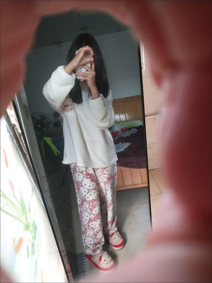 Pijamas Quentes de Cartoon Sanrio Hello Kitty Japonês para Mulheres, Flanela de Inverno, Nova Linha Plus, Aveludada e Espessa, Doce e Aconchegante para Manter o Calor