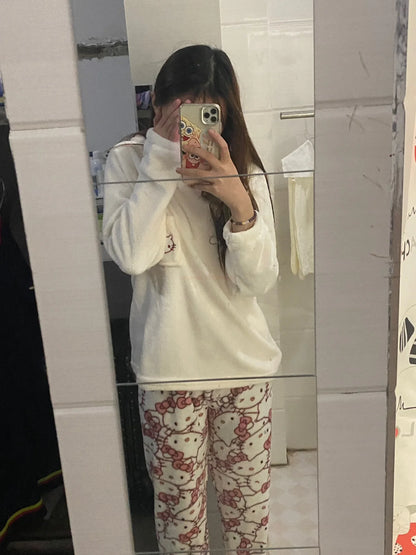 Pijamas Quentes de Cartoon Sanrio Hello Kitty Japonês para Mulheres, Flanela de Inverno, Nova Linha Plus, Aveludada e Espessa, Doce e Aconchegante para Manter o Calor