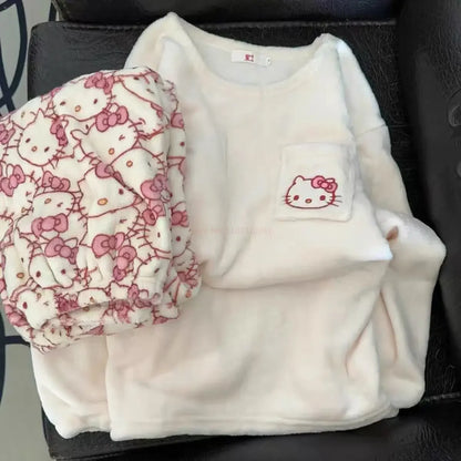 Pijamas Quentes de Cartoon Sanrio Hello Kitty Japonês para Mulheres, Flanela de Inverno, Nova Linha Plus, Aveludada e Espessa, Doce e Aconchegante para Manter o Calor