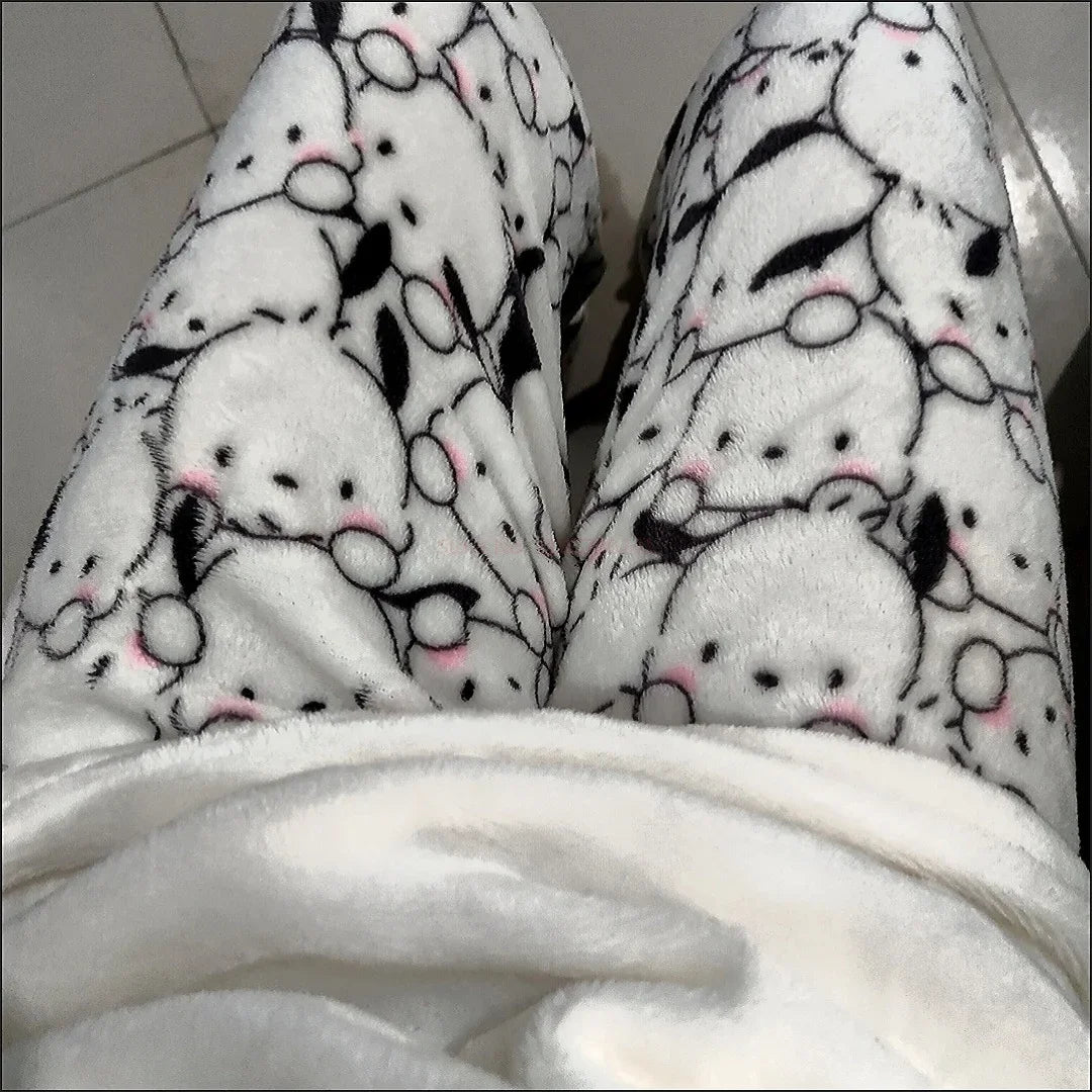 Pijamas Quentes de Cartoon Sanrio Hello Kitty Japonês para Mulheres, Flanela de Inverno, Nova Linha Plus, Aveludada e Espessa, Doce e Aconchegante para Manter o Calor