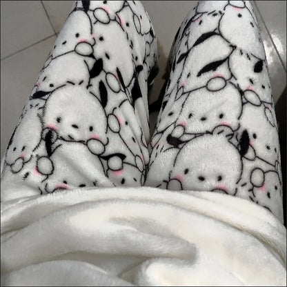 Pijamas Quentes de Cartoon Sanrio Hello Kitty Japonês para Mulheres, Flanela de Inverno, Nova Linha Plus, Aveludada e Espessa, Doce e Aconchegante para Manter o Calor