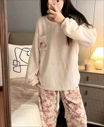 Pijamas Quentes de Cartoon Sanrio Hello Kitty Japonês para Mulheres, Flanela de Inverno, Nova Linha Plus, Aveludada e Espessa, Doce e Aconchegante para Manter o Calor