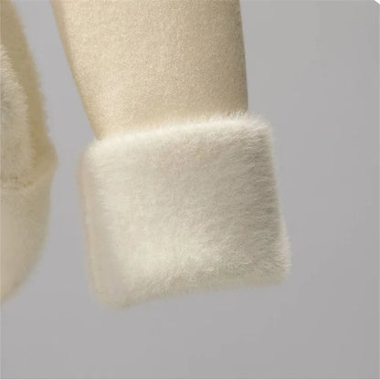 Suéter Feminino de Inverno com Gola Alta, Forrado com Veludo para Maior Aquecimento. Pulôver de malha grosso e ajustado, ideal para um look elegante e confortável no inverno. Perfeito para manter-se aquecida com estilo