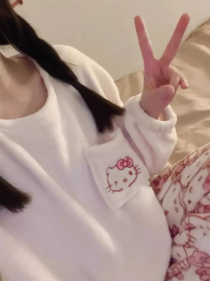 Pijamas Quentes de Cartoon Sanrio Hello Kitty Japonês para Mulheres, Flanela de Inverno, Nova Linha Plus, Aveludada e Espessa, Doce e Aconchegante para Manter o Calor