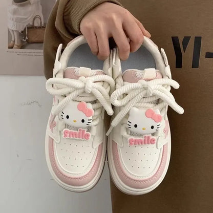 Tênis Brancos estilo kawai Versatilidade e Estilo em um Design Casual e Fofo