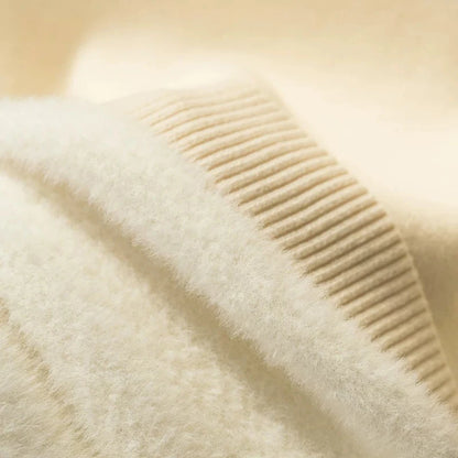 Suéter Feminino de Inverno com Gola Alta, Forrado com Veludo para Maior Aquecimento. Pulôver de malha grosso e ajustado, ideal para um look elegante e confortável no inverno. Perfeito para manter-se aquecida com estilo