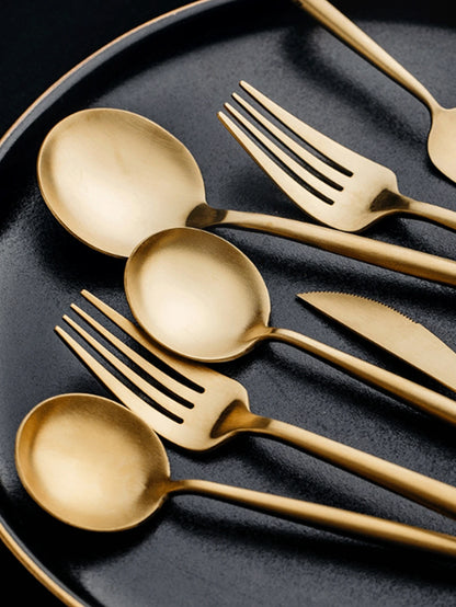 Conjunto de Talheres 24 Peças em Aço Inoxidável Dourado - Faca, Garfo e Colher para Jantar, Sobremesa e Chá - Jogo de Talheres Elegante para Refeições.