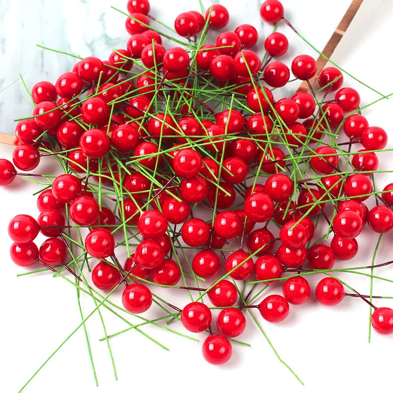 100 peças de Decoração de Natal com Berries Vermelhas para Guirlanda, Pequenas Bolas de Berries, Cérejas, Decoração para Sala de Estar, Frutos de Espuma Simulados Vermelhos.