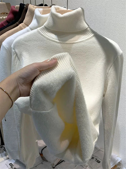 Suéter Feminino de Inverno com Gola Alta, Forrado com Veludo para Maior Aquecimento. Pulôver de malha grosso e ajustado, ideal para um look elegante e confortável no inverno. Perfeito para manter-se aquecida com estilo