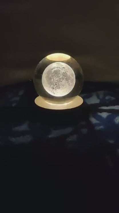 Luminária Esférica de Cristal 3D com Projeções da Galáxia e Planetas, Luz Noturna USB para você